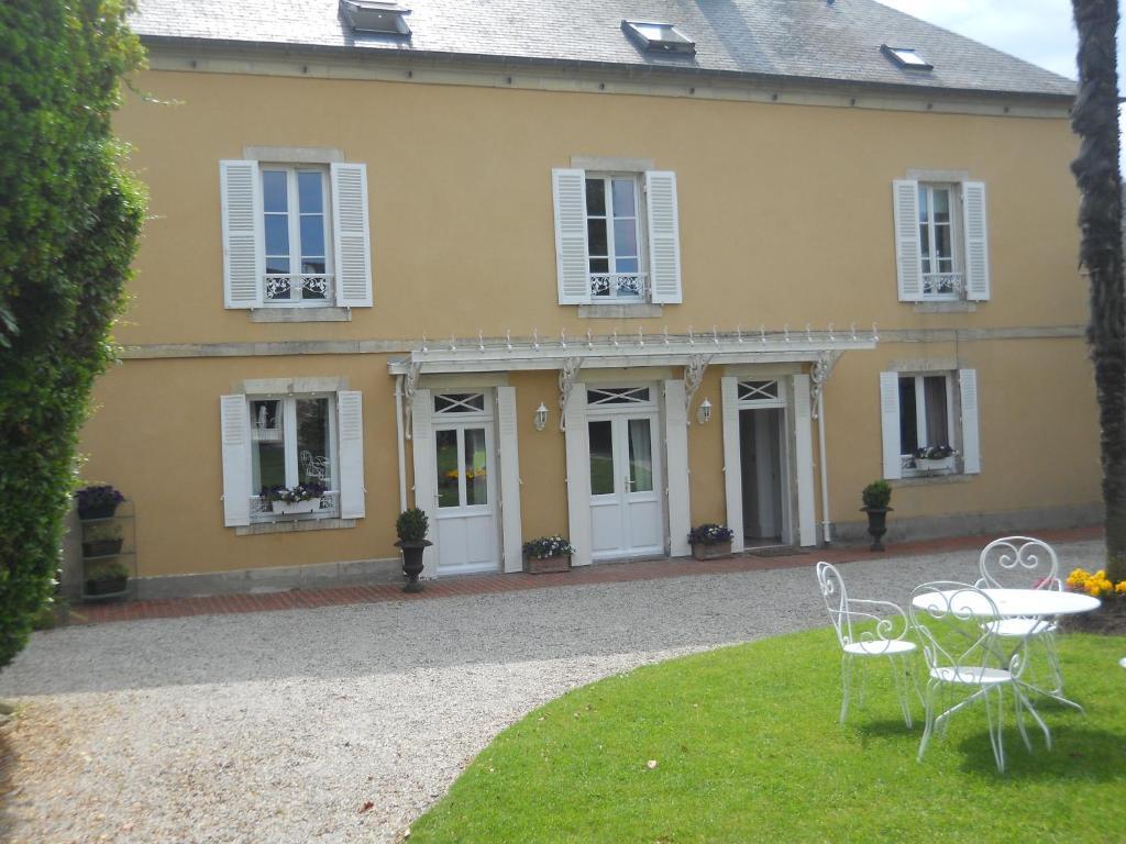 Chambres d'Hôtes La Gloriette Ryes Quarto foto