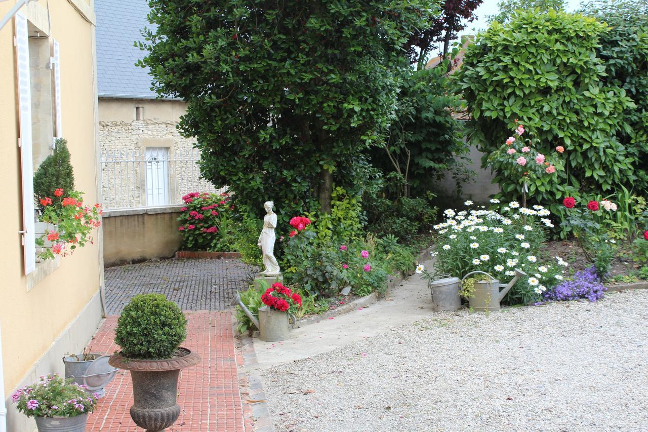 Chambres d'Hôtes La Gloriette Ryes Exterior foto